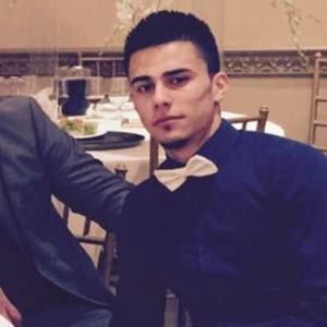 Meet your Posher, Anas